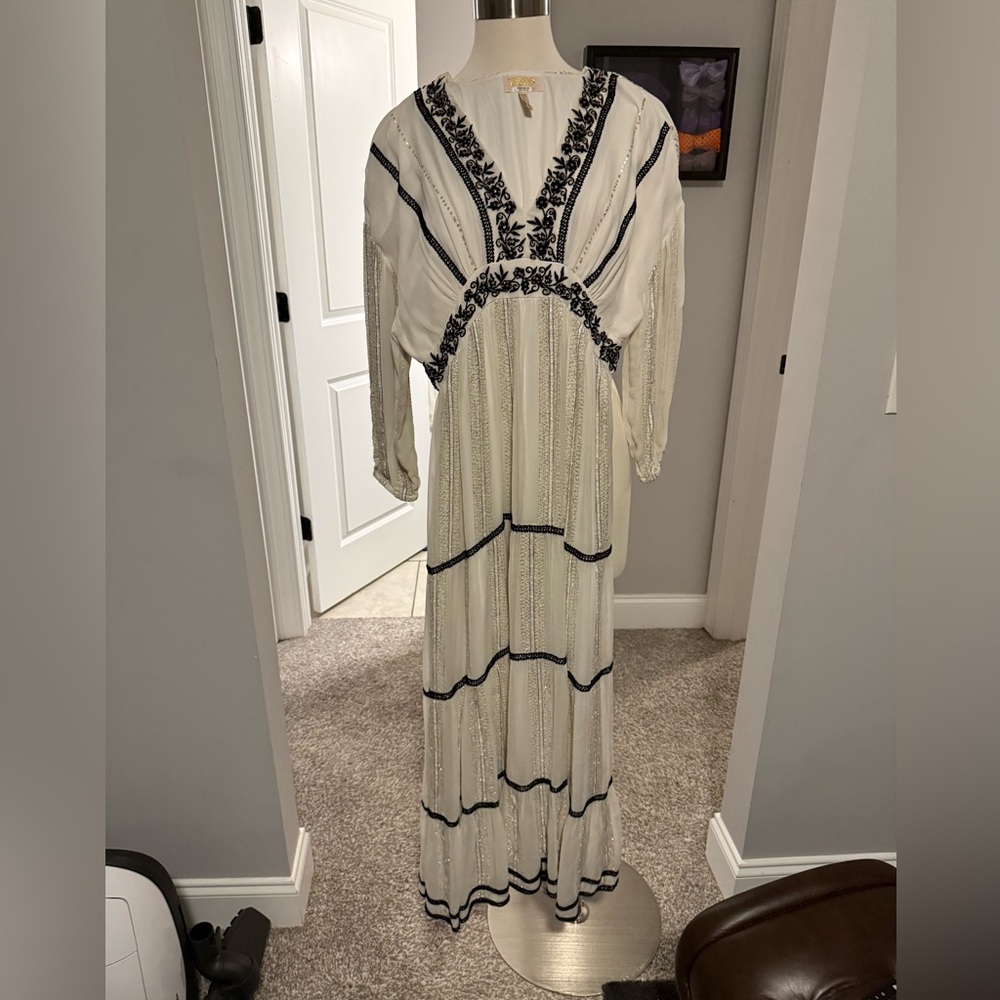 Verb Long Sleeve Embroidered Dress